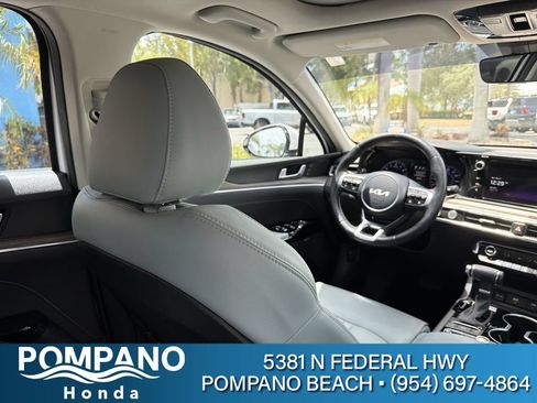 Used 2023 Kia K5 EX w/ EX Premium Package FWD image 18