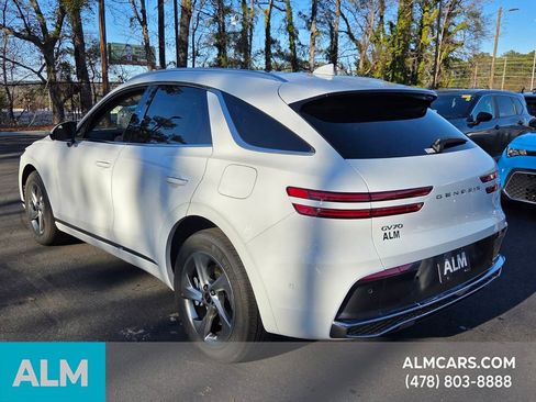 Used 2026 Genesis GV70 2.5T Advanced image 4