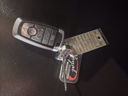 Used 2020 Ford F150 Lariat w/ FX4 Off-Road Package image 28