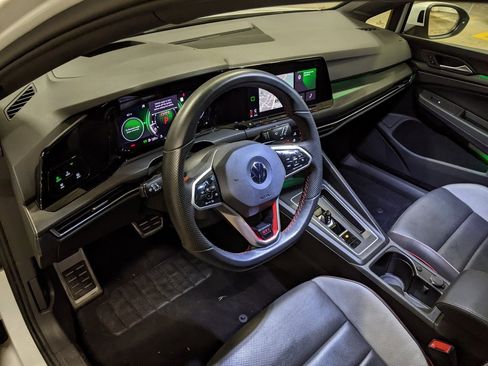 Used 2022 Volkswagen GTI Autobahn image 8