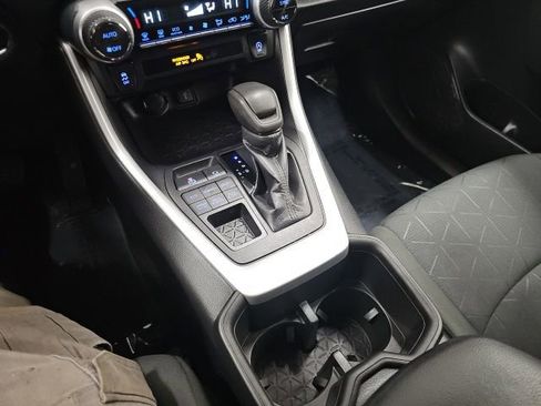 Certified 2022 Toyota RAV4 XLE image 23