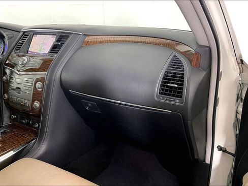 Used 2019 Nissan Armada Platinum w/ Captain's Chairs Package RWD image 20