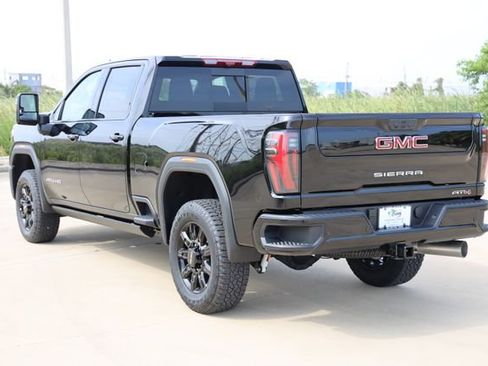 New 2026 GMC Sierra 2500 AT4 w/ AT4 Premium Plus Package AWD/4WD image 6