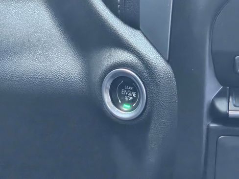 Used 2022 Chevrolet Silverado 1500 LT image 14