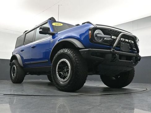Certified 2021 Ford Bronco First Edition AWD/4WD image 30