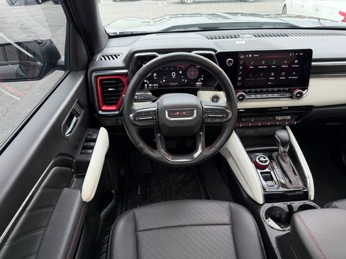 Used 2023 GMC Canyon AT4X image 15