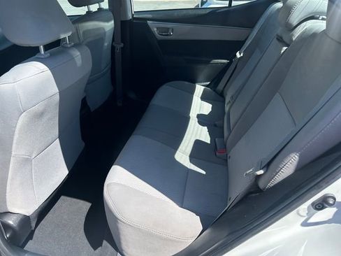 Used 2015 Toyota Corolla LE FWD image 26