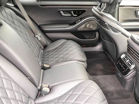 New 2026 Mercedes-Benz S 580 4MATIC Sedan image 24