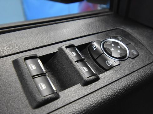 Used 2020 Ford F150 Lariat w/ Equipment Group 502A Luxury AWD/4WD image 6