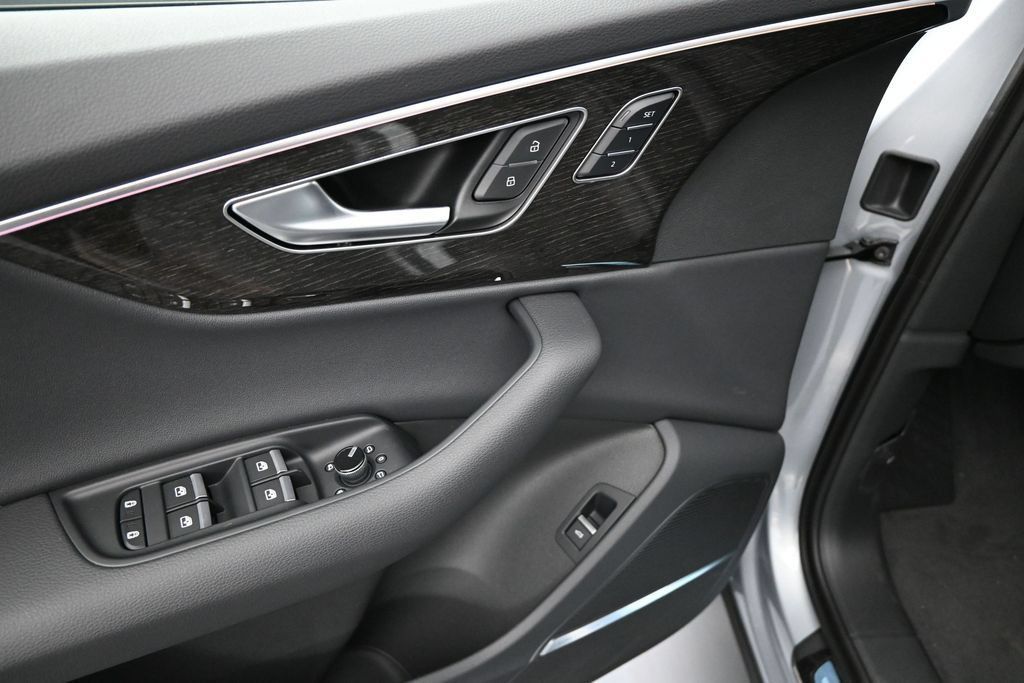New 2026 Audi Q7 2.0T Premium AWD/4WD image 6