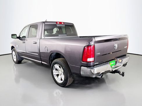 Used 2018 RAM 1500 Classic SLT w/ SLT Plus D←cor Group image 7