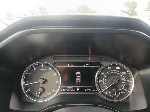 Used 2025 Mitsubishi Outlander SE AWD/4WD image 32