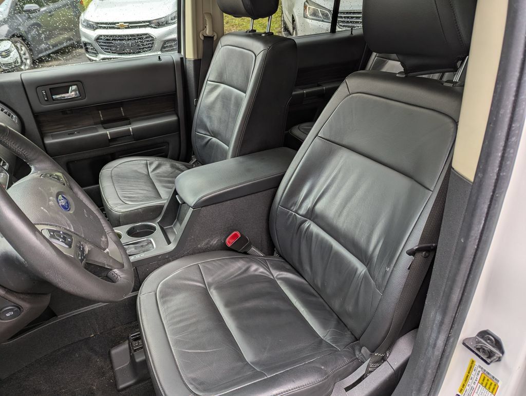 Used 2019 Ford Flex SEL w/ Equipment Group 202A AWD/4WD image 14