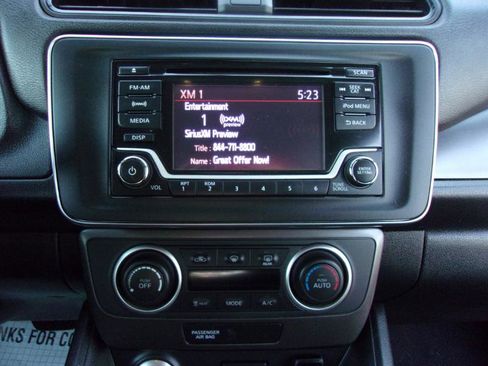 Used 2018 Nissan Leaf S w/ S Charge Package image 29