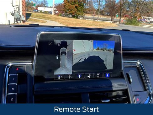 Certified 2024 Chevrolet Suburban Z71 w/ Luxury Package image 14