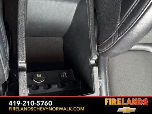 Used 2020 Jeep Cherokee Latitude Plus w/ Cold Weather Group image 24