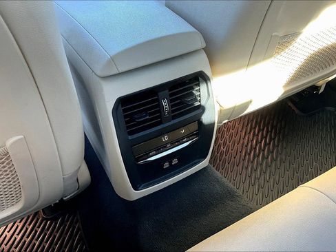 Used 2021 BMW 330i Sedan w/ Convenience Package image 11