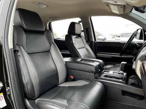 Used 2019 Toyota Tundra Limited image 18