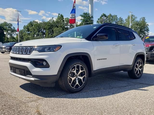 Used 2025 Jeep Compass Limited AWD/4WD image 8