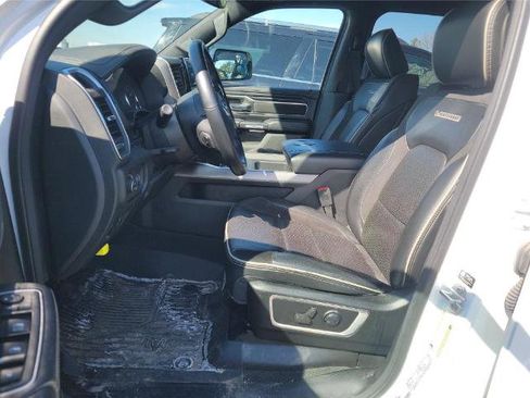 Used 2023 RAM 1500 Laramie AWD/4WD image 5