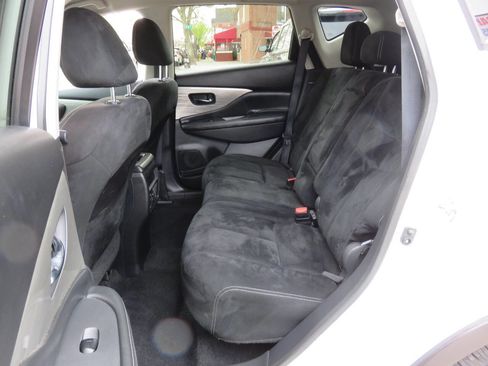 Used 2017 Nissan Murano S image 21