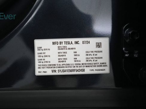 Used 2024 Tesla Model S image 26