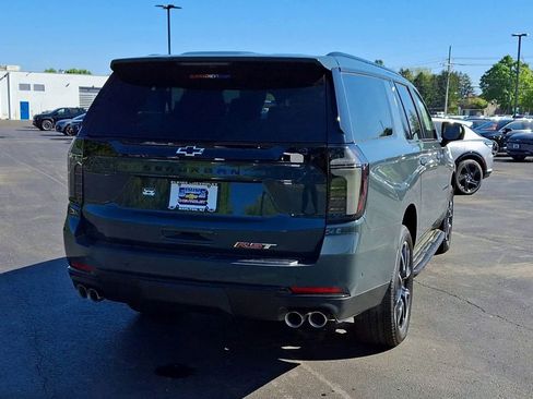 New 2026 Chevrolet Suburban RST w/ RST Capability Package AWD/4WD image 2