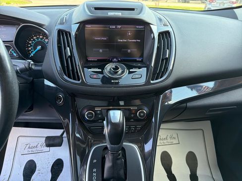 Used 2013 Ford Escape Titanium w/ Parking Technology Pkg image 11