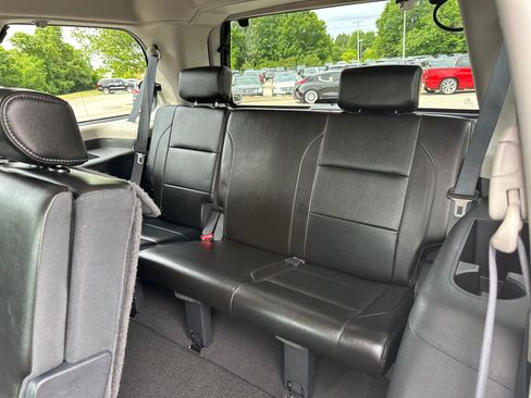 Used 2015 Nissan Armada SL w/ Moonroof Package RWD image 19