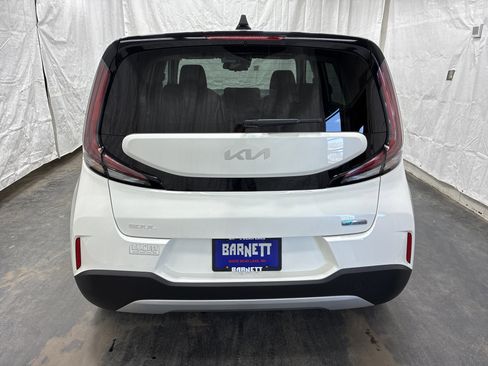 Certified 2023 Kia Soul EX FWD image 6