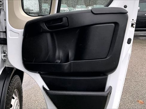 Used 2020 RAM ProMaster 1500 w/ Interior Convenience Group image 18