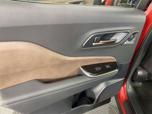 Used 2024 Toyota Crown Limited w/ Advanced Technology Package image 27