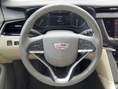 Certified 2022 Cadillac XT6 Premium Luxury w/ LPO, Floor Liner Package AWD/4WD image 30