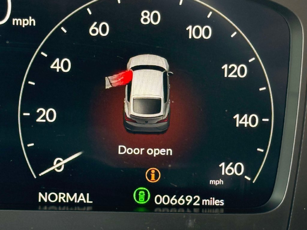 Certified 2026 Acura Integra FWD image 18
