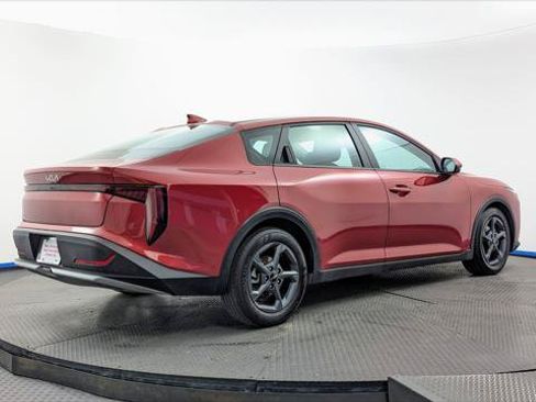 Used 2025 Kia K4 FWD image 8