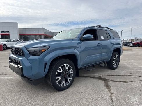 New 2026 Toyota 4Runner TRD Sport Premium image 2