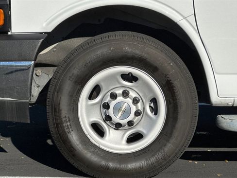 Used 2024 Chevrolet Express 2500 w/ Driver Convenience Package image 13