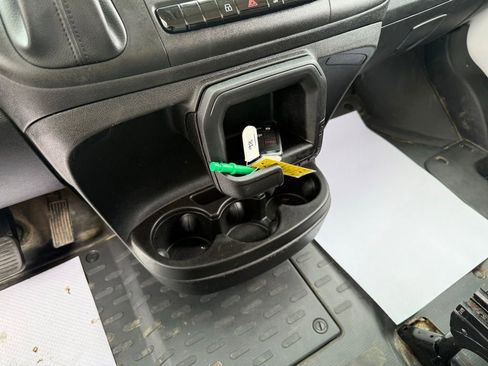 Used 2024 RAM ProMaster 2500 w/ Safety Group FWD image 41