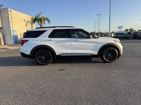 Certified 2024 Ford Explorer XLT w/ Equipment Group 202A image 2