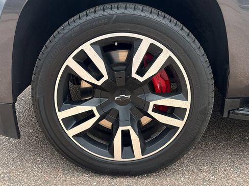 Used 2018 Chevrolet Tahoe Premier AWD/4WD image 16