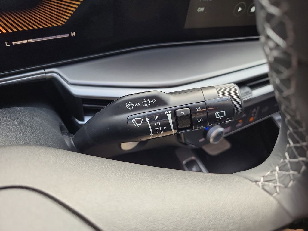 New 2026 Kia Sorento S FWD image 29