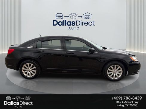 Used 2013 Chrysler 200 Touring image 5
