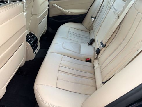 Used 2019 BMW 530i xDrive AWD/4WD image 22