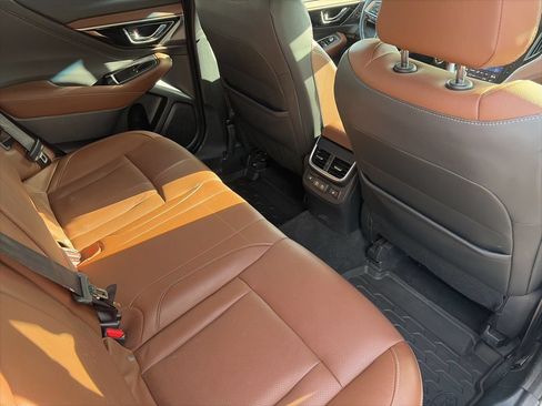 Used 2022 Subaru Outback Touring AWD/4WD image 14