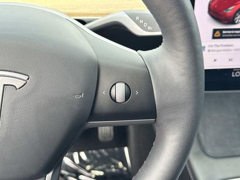 Used 2021 Tesla Model Y Long Range AWD/4WD image 10