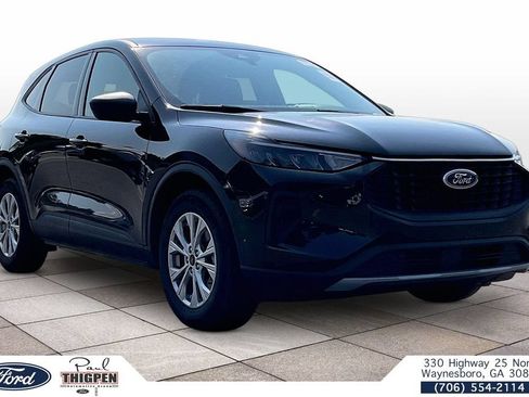 Used 2025 Ford Escape Active FWD image 1