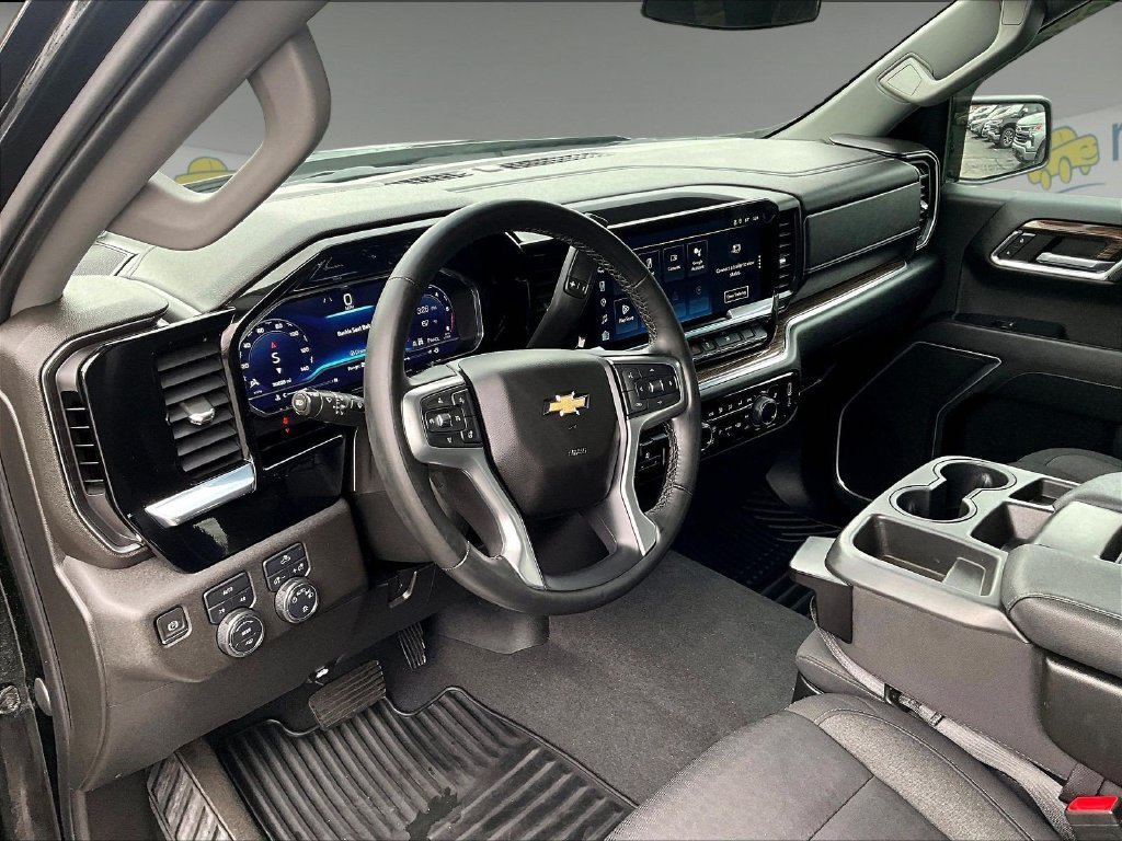 Used 2023 Chevrolet Silverado 1500 LT w/ All Star Edition Plus AWD/4WD image 8