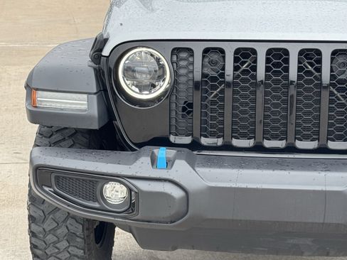 Used 2023 Jeep Wrangler Unlimited w/ Cold Weather Group AWD/4WD image 6