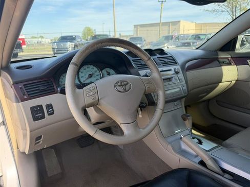 Used 2004 Toyota Solara Coupe FWD image 10