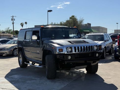 Used 2005 HUMMER H2 Base 4WD 4dr SUV w/ Preferred Equipment Group image 3